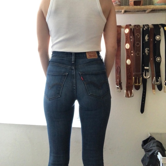 SOLD - Picture 3 of 5